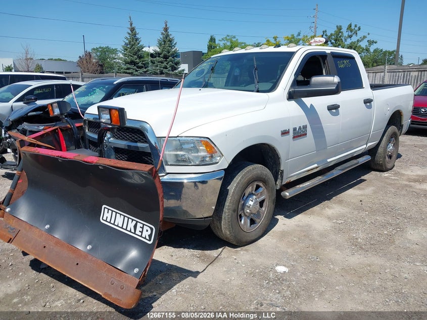 2016 RAM 3500, Front, IAAI, VIN 3C63R3DT5GG140017 — photo 2