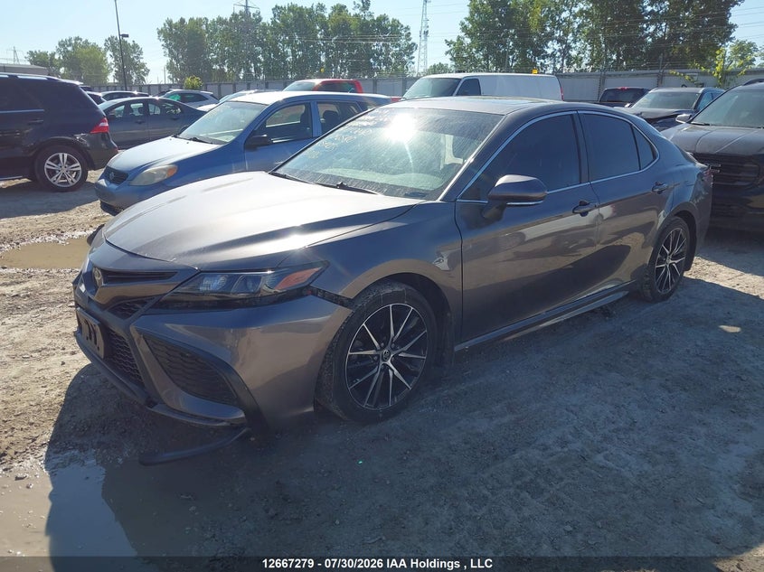 2021 Toyota Camry Se, Right Side, IAAI, VIN 4T1S11BK2MU046580 — photo 2