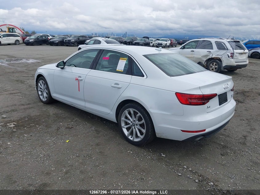 Vin: waubnaf42hn009823, lot: 3070060, audi a4 progressiv 20173