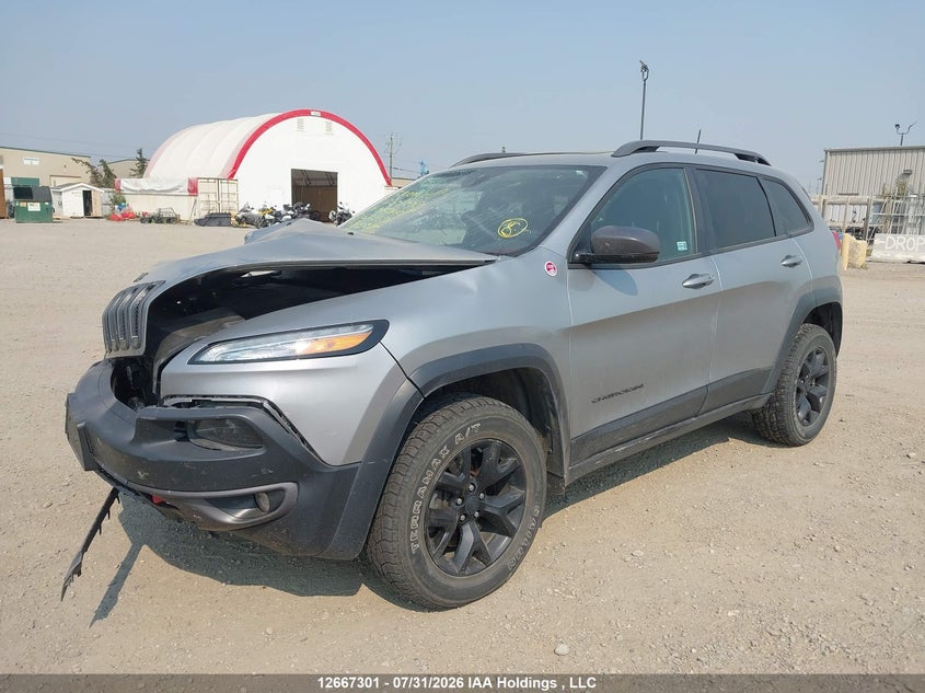 2017 Jeep Cherokee, Front, IAAI, VIN 1C4PJMBS0HW521696 — photo 2