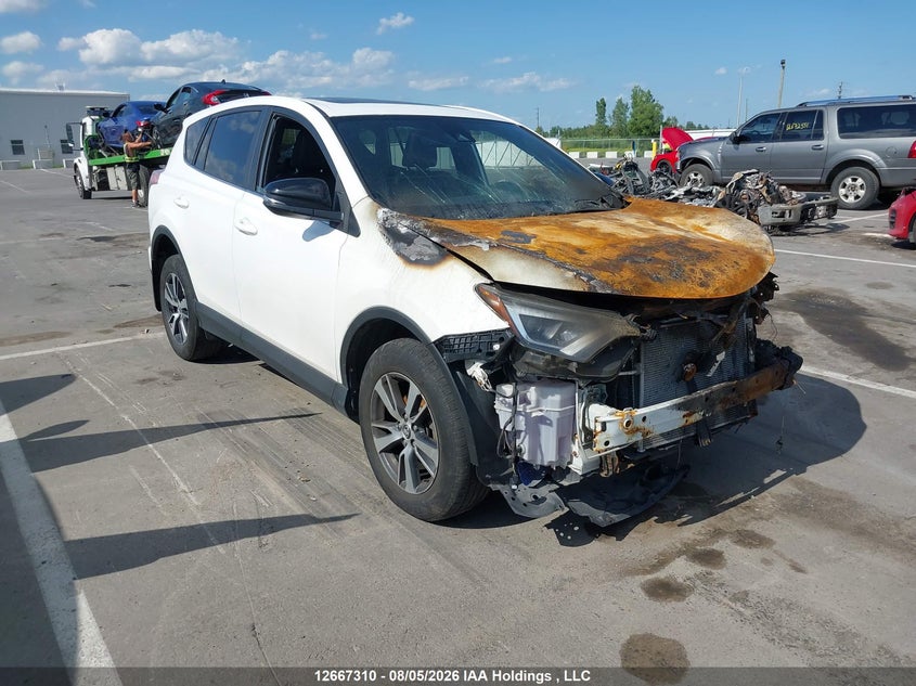 Vin: 2t3jfrev2hw636115, lot: 3070074, toyota rav4 se 2017 img_1