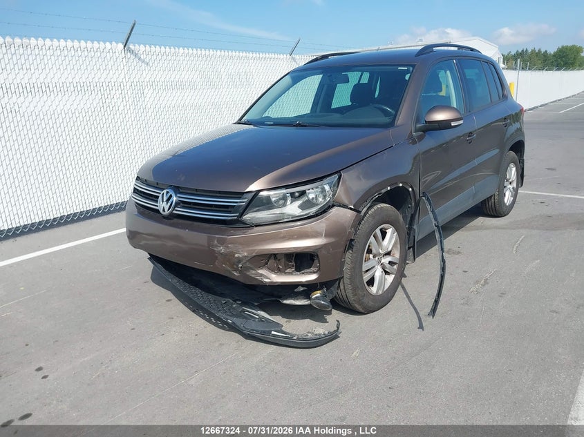 Vin: wvghv7ax2fw001354, lot: 3070088, volkswagen tiguan 20152