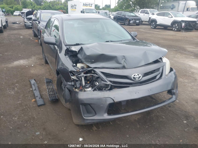 Vin: 2t1bu4ee1dc050717, lot: 3070246, toyota corolla ce 2013 img_1