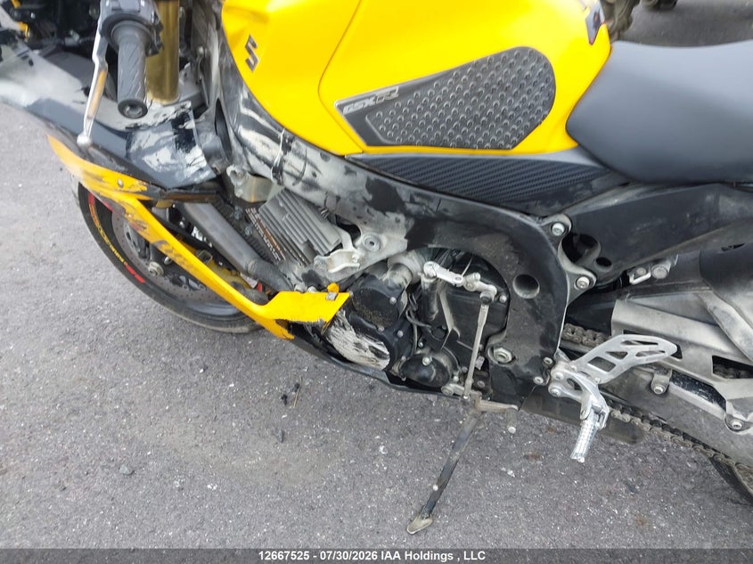 2012 SUZUKI GSX MOTO 4