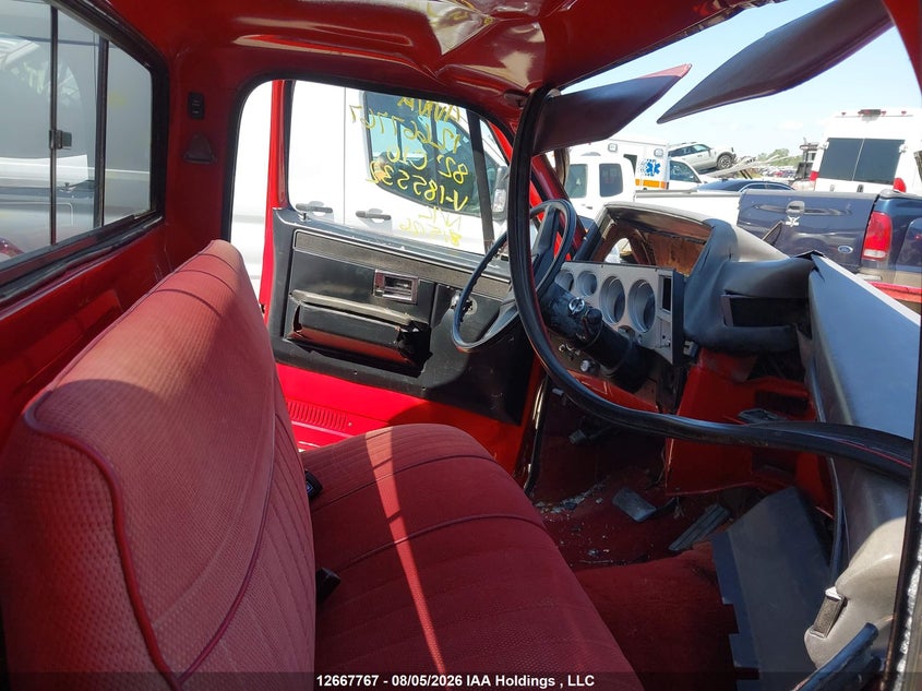 1982 CHEVROLET C-10 COUPE 5.0L V8 CRB OHV C