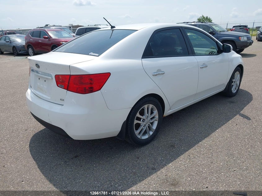 Vin: knafu4a22c5529928, lot: 3070603, kia forte 2.0l ex 20124