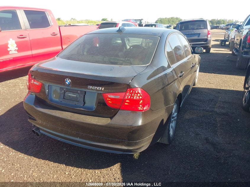 Vin: wbapk7c59aa462025, lot: 3070825, bmw 328i xdrive 20104