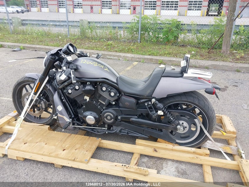 2016 HARLEY-DAVIDSON NIGHT ROD SPECIAL MOTO 2