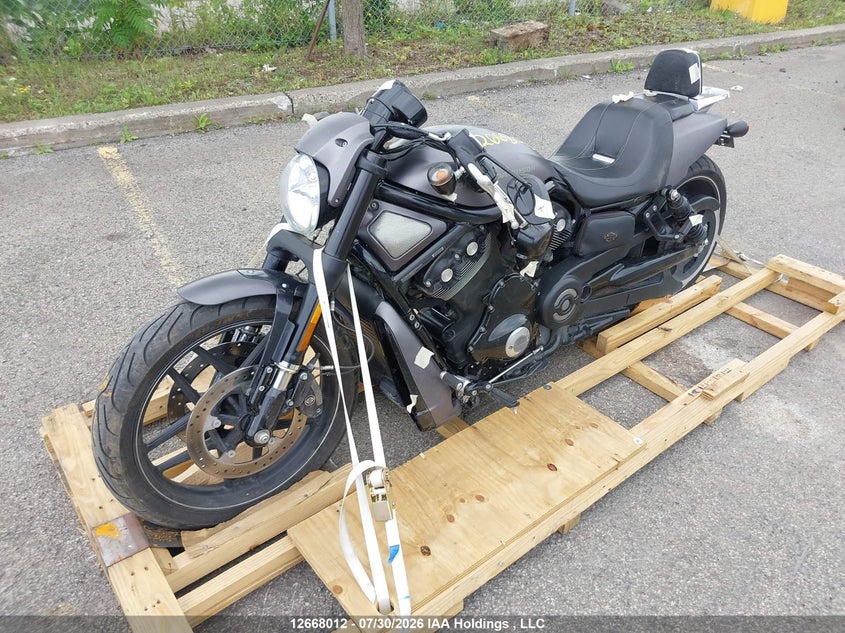 2016 HARLEY-DAVIDSON NIGHT ROD SPECIAL MOTO 2