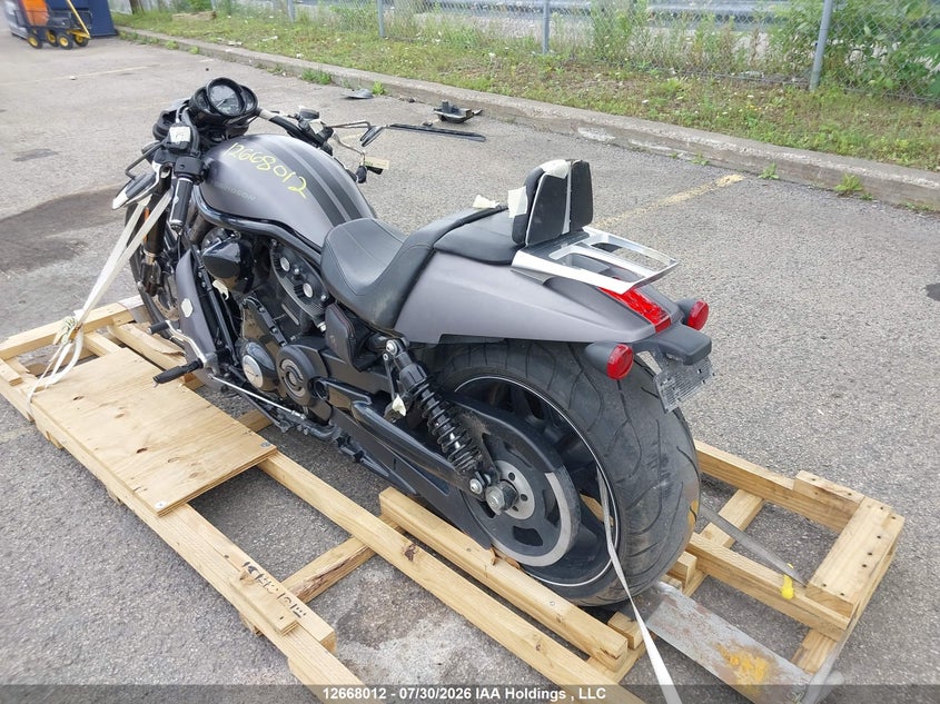 2016 HARLEY-DAVIDSON NIGHT ROD SPECIAL MOTO 2