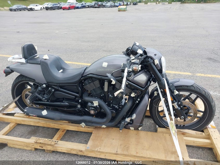 2016 HARLEY-DAVIDSON NIGHT ROD SPECIAL MOTO 2