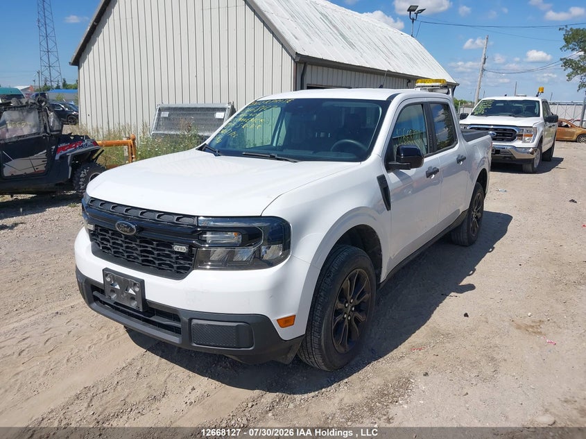 2023 Ford Maverick, Front, IAAI, VIN 3FTTW8F99PRA46405 — photo 2
