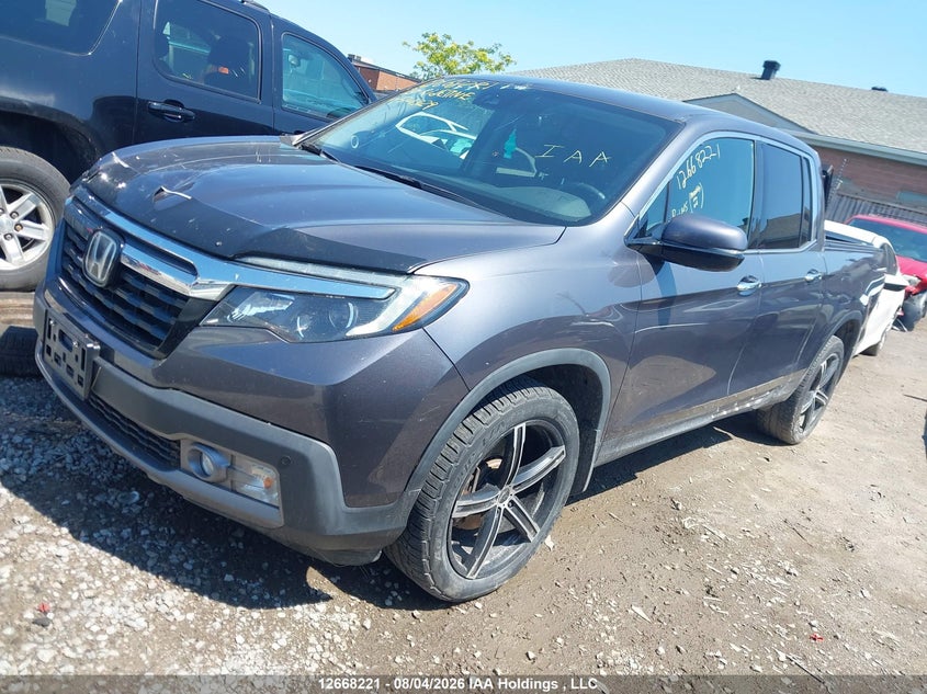 2020 Honda Ridgeline, Front, IAAI, VIN 5FPYK3F78LB501329 — photo 2