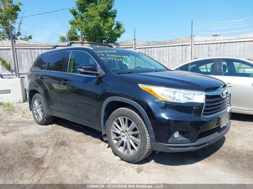 Vin: 5tdjkrfh1es033335, lot: 3071062, toyota highlander xle 2014 img_1