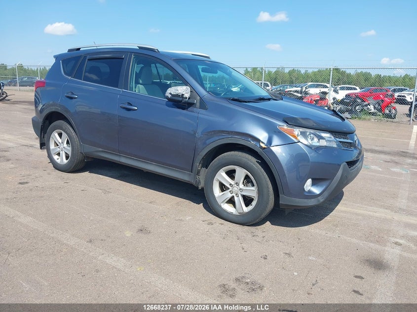 Vin: 2t3wfrev7ew102884, lot: 3071071, toyota rav4 xle 2014 img_1