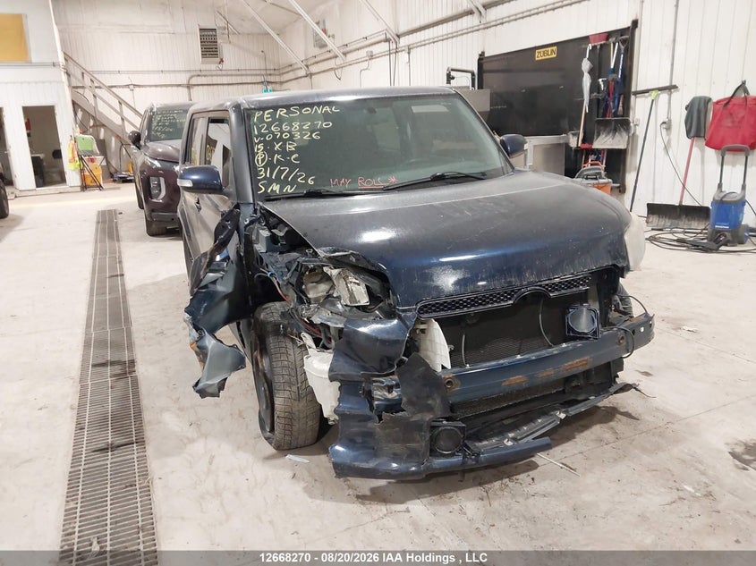 Vin: jtlze4fe1fj070326, lot: 3071104, scion xb 2015 img_1
