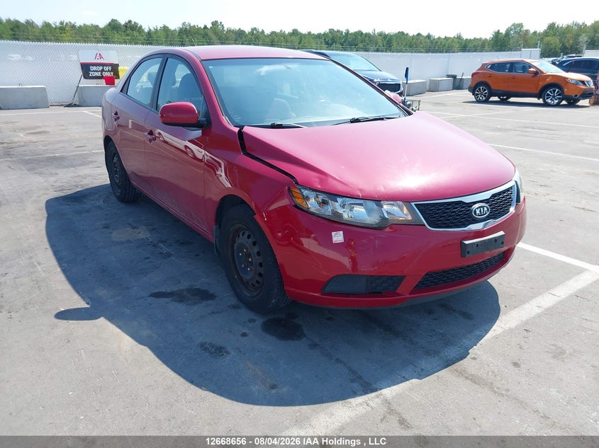 2013 KIA FORTE