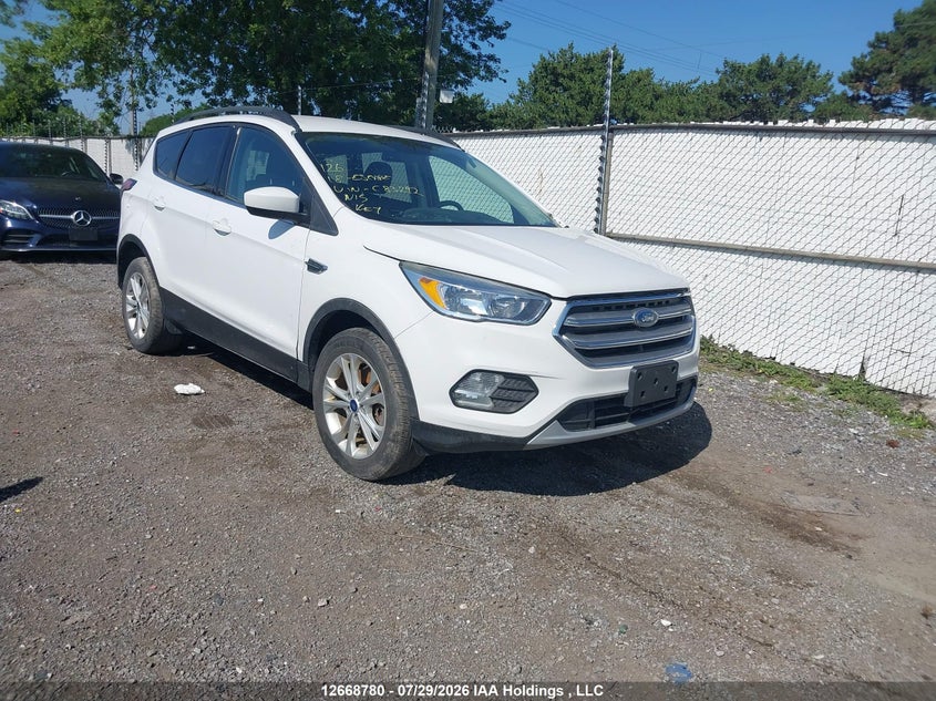Vin: 1fmcu9hd0juc83292, lot: 3071633, ford escape sel 2018 img_1