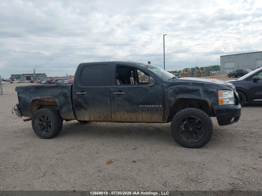 2008 CHEVROLET SILVERADO PICKUP 5.3L V-8 315HP