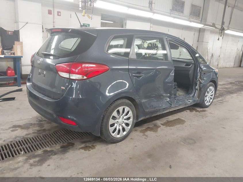 Vin: knaht8a30f7078549, lot: 3072029, kia rondo 20154