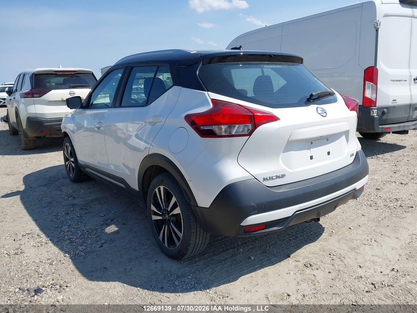 Vin: 3n1cp5cu4jl517376, lot: 3072034, nissan kicks s/sr/sv 20183