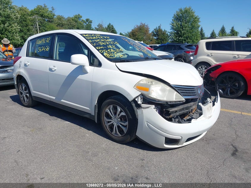 2011 Nissan Versa, Удар спереди, IAAI, VIN 3N1BC1CP3BL387456