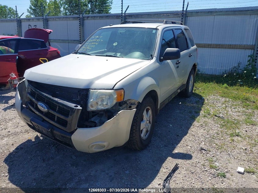 2009 Ford Escape, Front, IAAI, VIN 1FMCU03G69KA35102 — photo 2