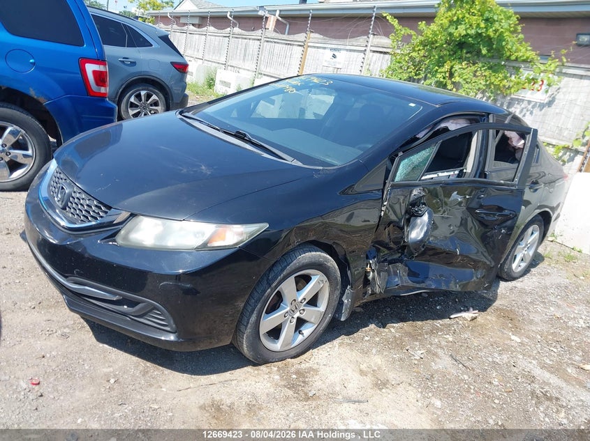 2014 Honda Civic, Left Side, IAAI, VIN 2HGFB2F42EH017980 — photo 2