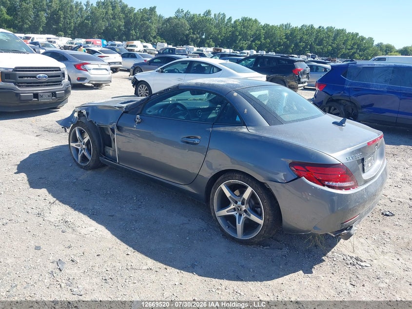 Vin: wddpk3jaxhf140153, lot: 3072431, mercedes-benz slc 300 20173