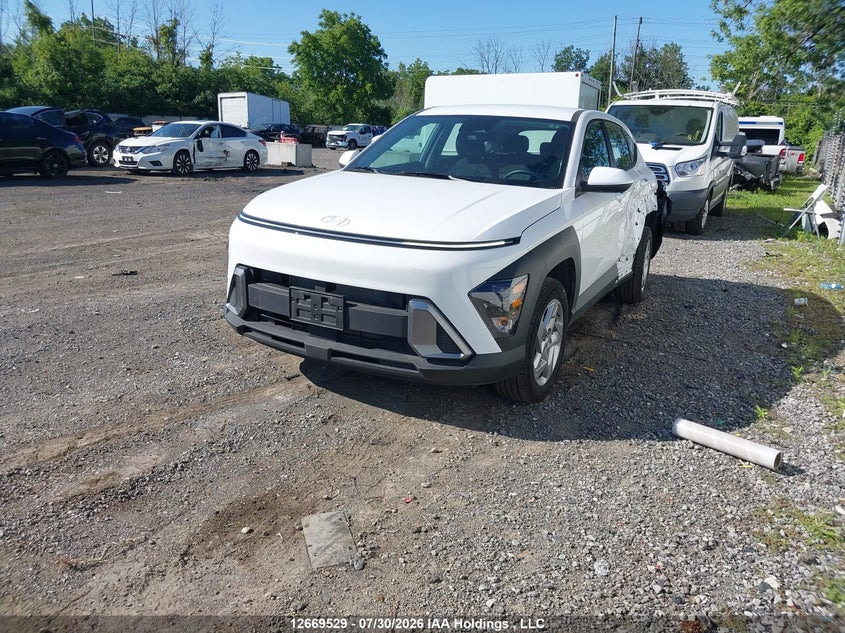 2025 Hyundai Kona Se, Left Side, IAAI, VIN KM8HACAB0SU275845 — photo 2
