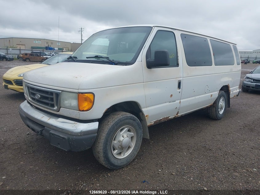 2005 Ford Econoline, Charity, IAAI, VIN 1FBSS31L55HB22203 — photo 2
