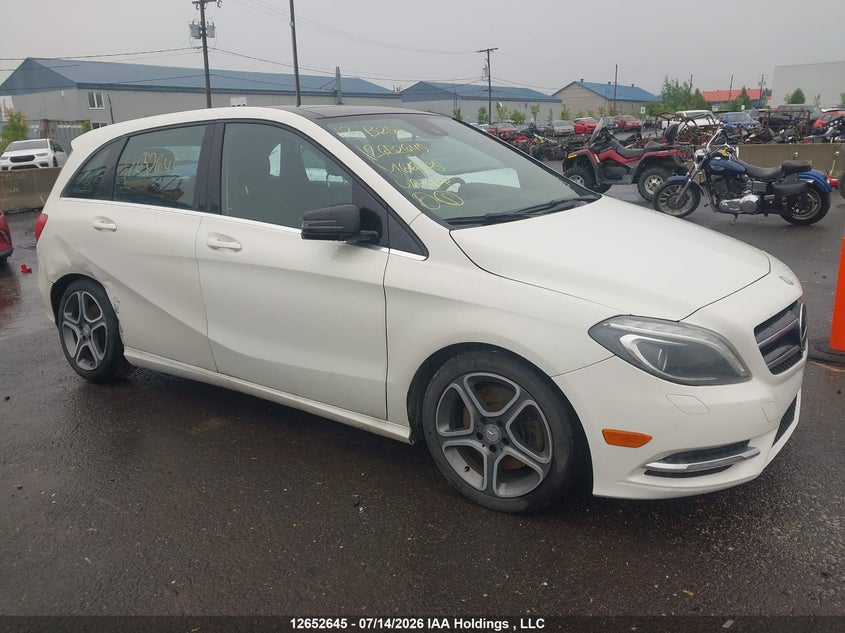 Vin: wddmh4eb7dj166825, lot: 3072809, mercedes-benz b 250 sports tourer 2013 img_1