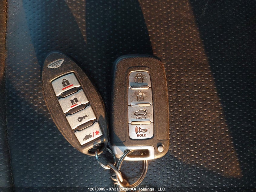 2013 HYUNDAI SONATA SEDAN 2.4L I-4 DI, DOHC, VVT, 198HP
