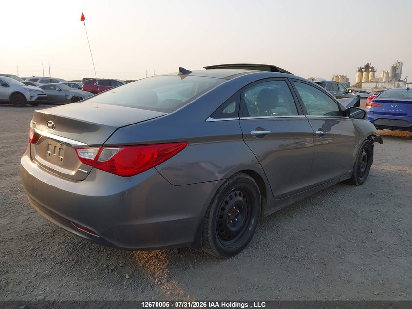 2013 HYUNDAI SONATA SEDAN 2.4L I-4 DI, DOHC, VVT, 198HP