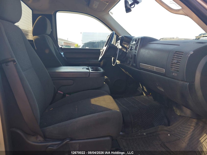2008 GMC SIERRA PICKUP 4.8L V-8 295HP