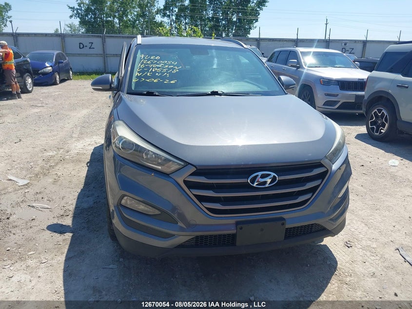 2016 HYUNDAI TUCSON LIMITED/SPORT AND ECO/SE - zdjęcie 11
