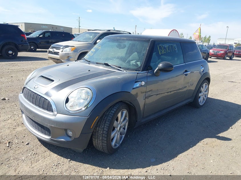 2008 MINI Cooper, Left Side, IAAI, VIN WMWMF73518TT89318 — photo 2