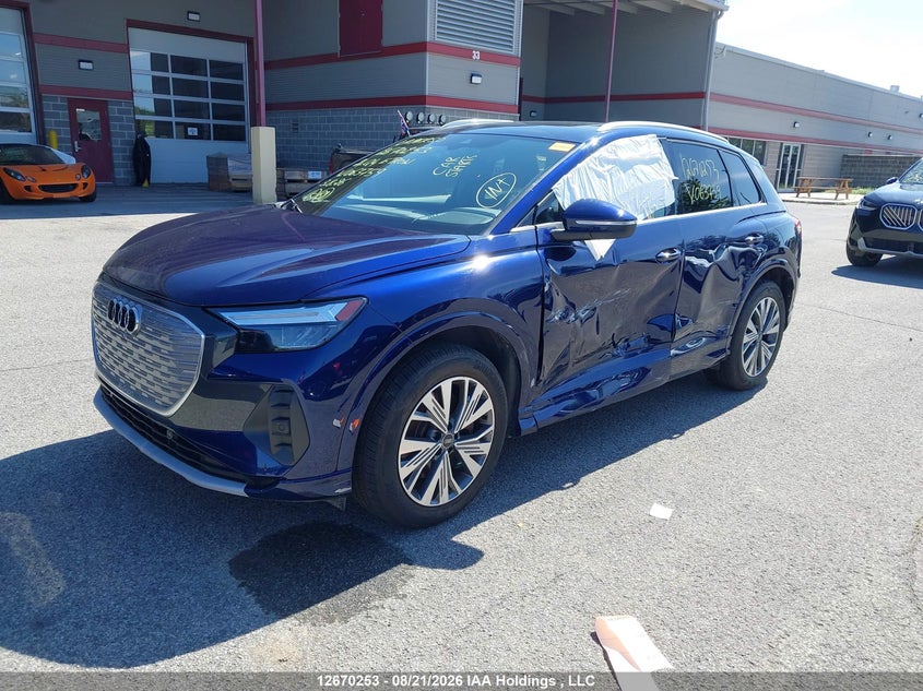 2024 Audi Q4 e-tron, Лівий бік, IAAI, VIN WA1GUAFZ4RP063759 — фото 2
