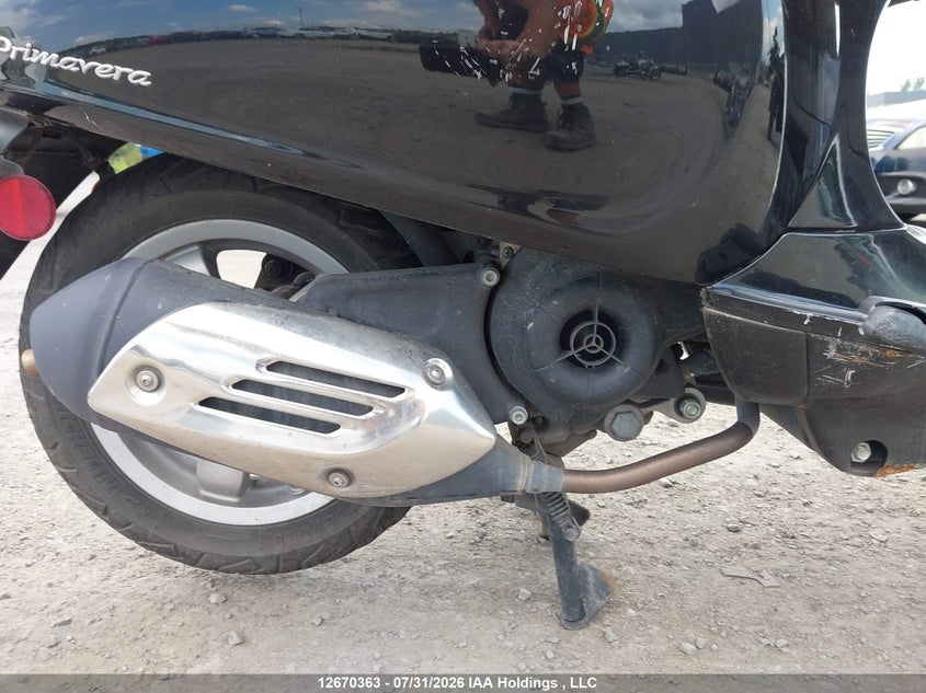 2017 VESPA PRIMAVERA BIKE 1