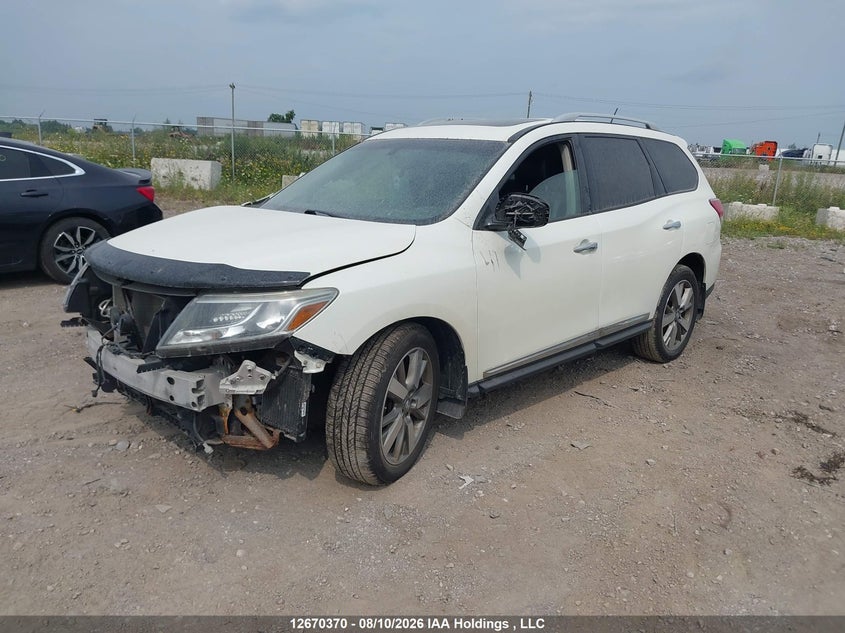 2015 Nissan Pathfinder, Front, IAAI, VIN 5N1AR2MM7FC704962 — photo 2