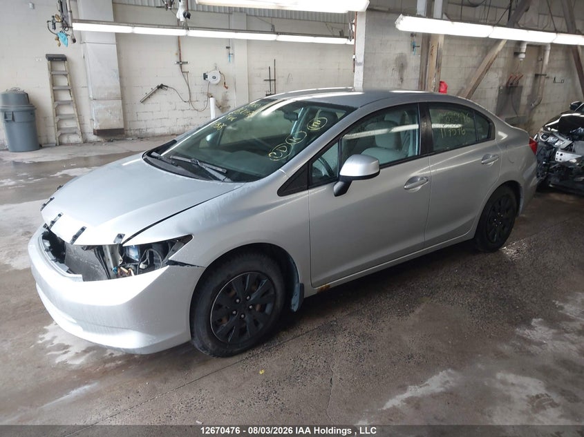 2012 Honda Civic, Front, IAAI, VIN 2HGFB2F46CH117576 — photo 2