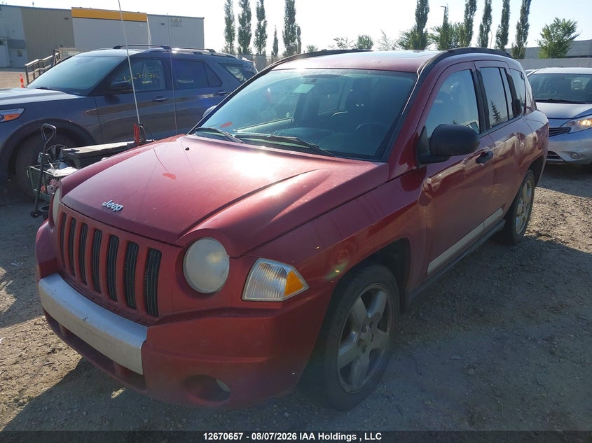 2008 Jeep Compass, Правый бок, IAAI, VIN 1J8FF57W88D639465 — фото 2