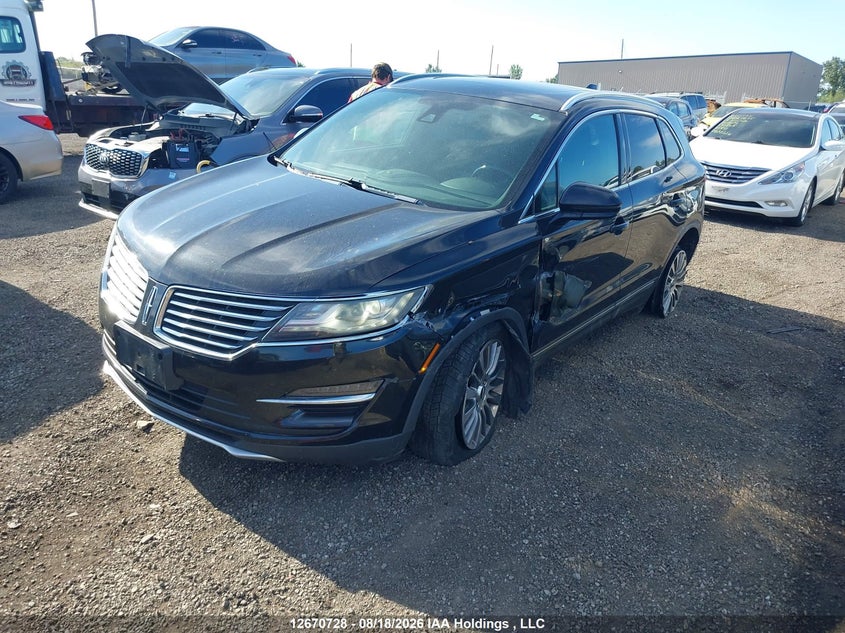 2015 Lincoln MKC, Левый бок, IAAI, VIN 5LMCJ2A96FUJ47792 — фото 2