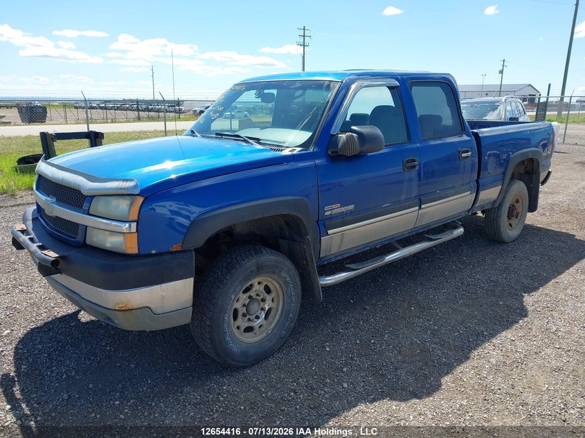 2004 Chevrolet Silverado, Левый бок, IAAI, VIN 1GCHK23234F199571 — фото 2