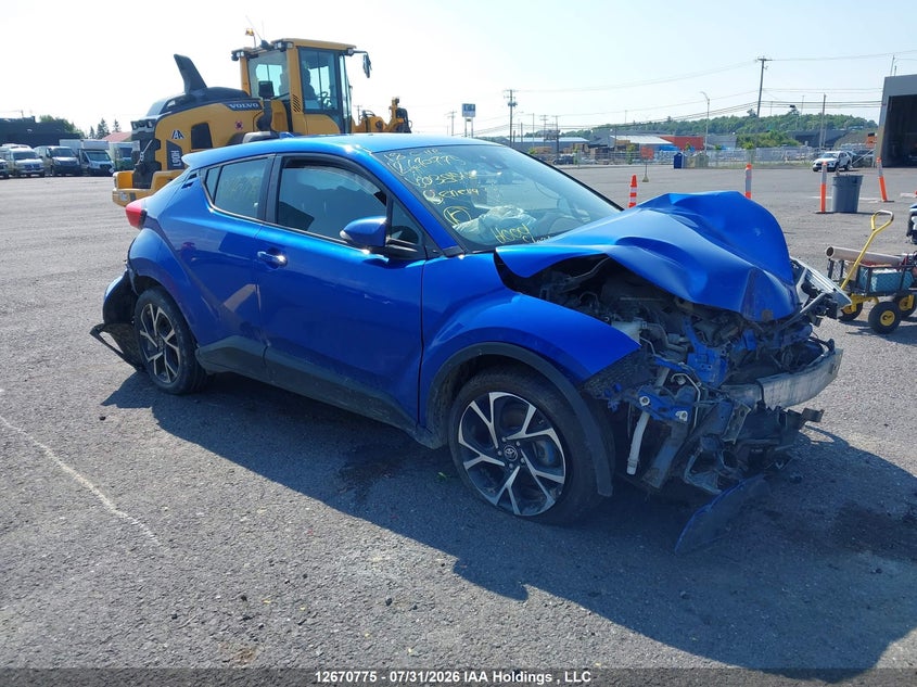 Vin: nmtkhmbx7jr038518, lot: 3073858, toyota c-hr xle 2018 img_1