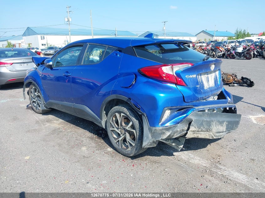 Vin: nmtkhmbx7jr038518, lot: 3073858, toyota c-hr xle 20183