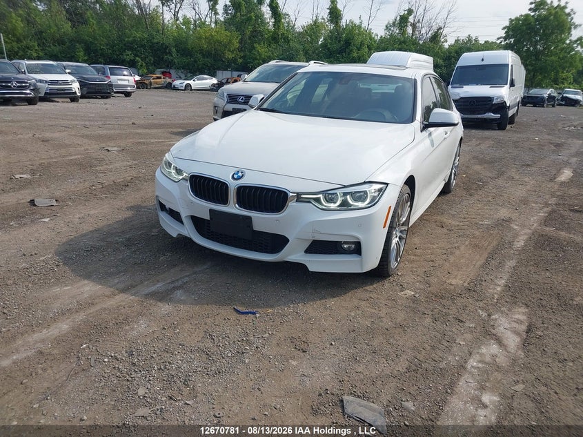 2018 BMW 3er, Удар ззаду, IAAI, VIN WBA8D9G50JNU66610 — фото 2