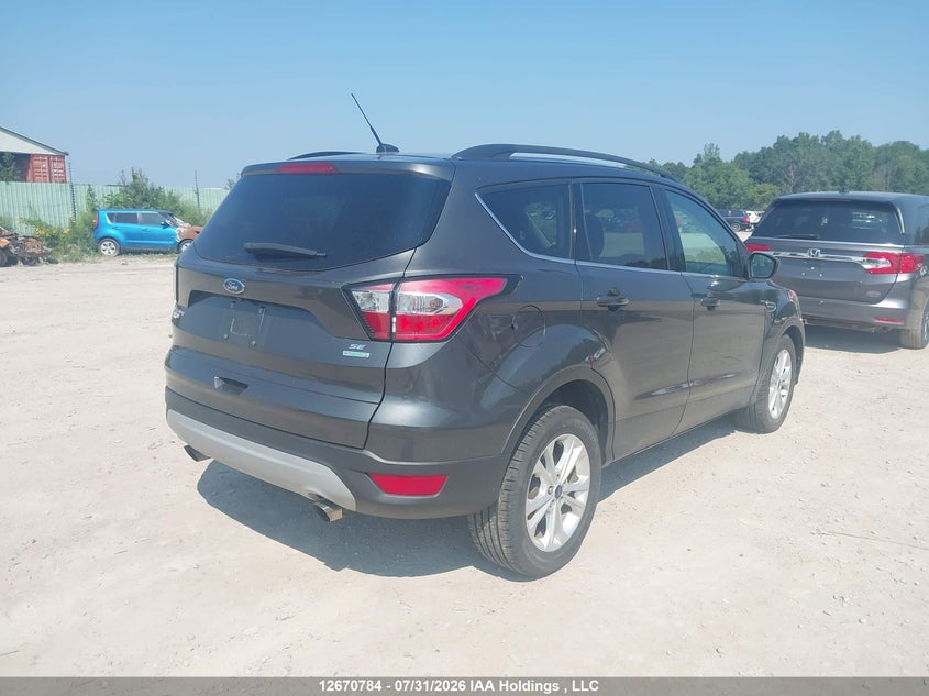 Vin: 1fmcu0gd1jua06003, lot: 3073868, ford escape se 20184