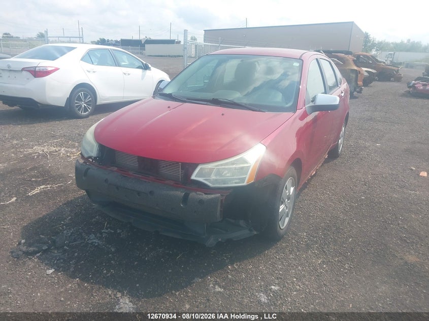 2009 Ford Focus, Front, IAAI, VIN 1FAHP35N69W175616 — photo 2