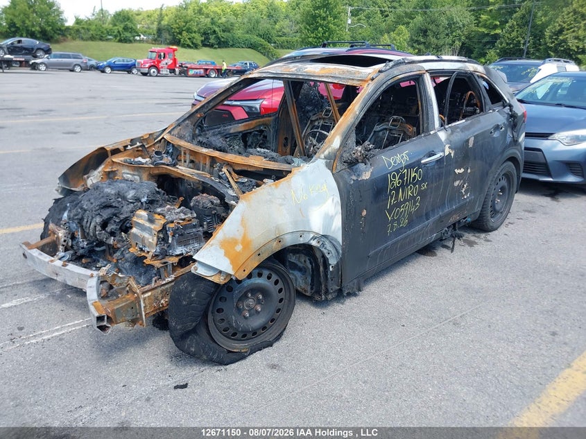 2017 Kia Niro, Exterior Burn, IAAI, VIN KNDCE3LC1H5059143 — photo 2